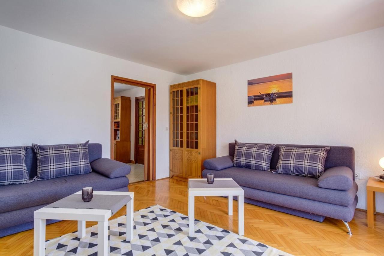 Apartmani Nadalina Veli Losinj Bagian luar foto
