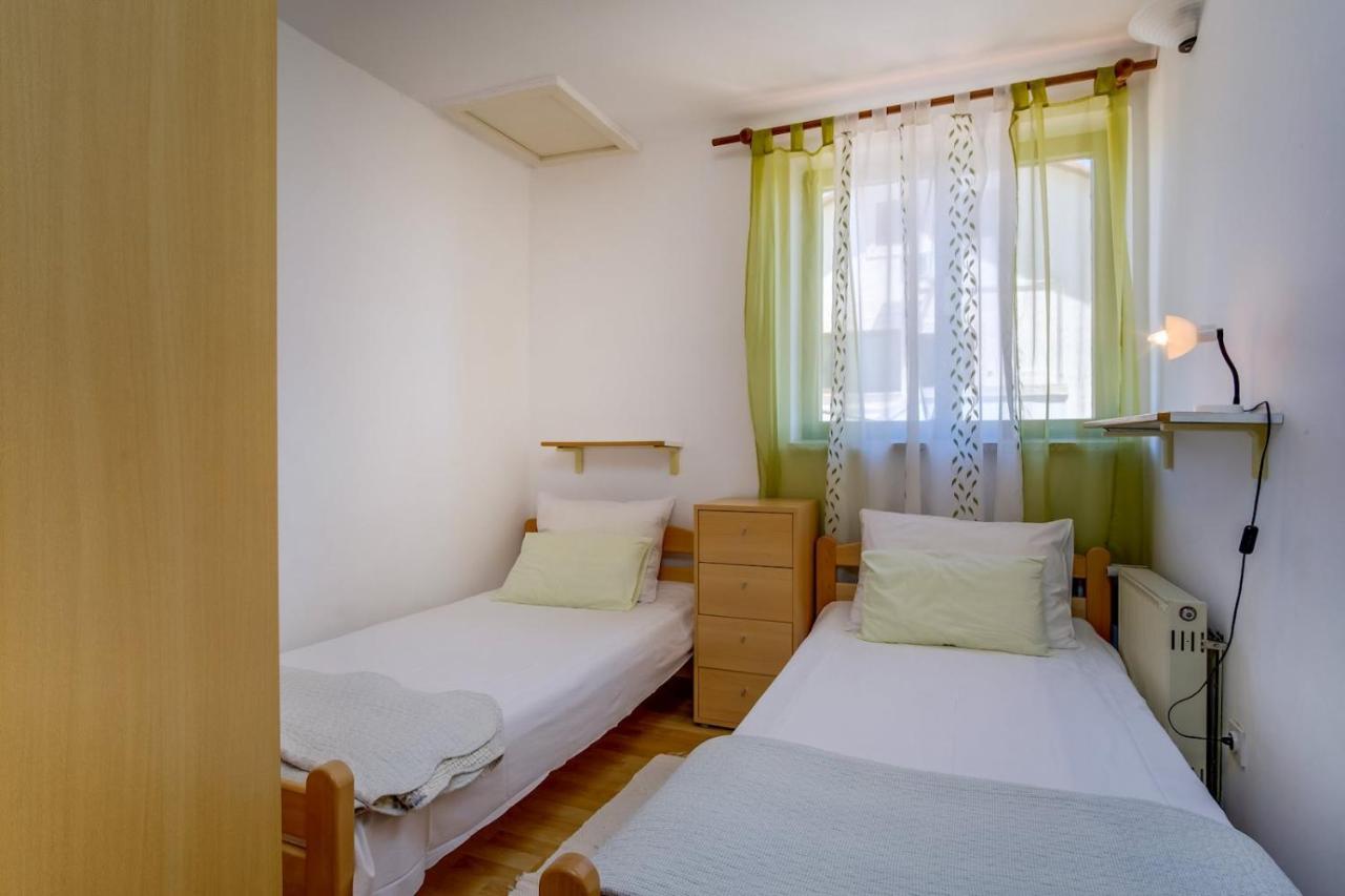 Apartmani Nadalina Veli Losinj Bagian luar foto