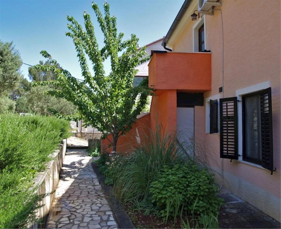 Apartmani Nadalina Veli Losinj Bagian luar foto