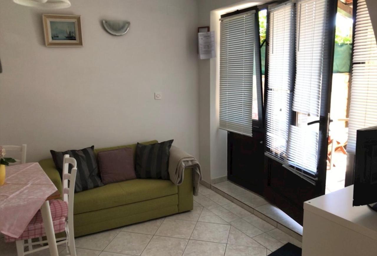Apartmani Nadalina Veli Losinj Bagian luar foto